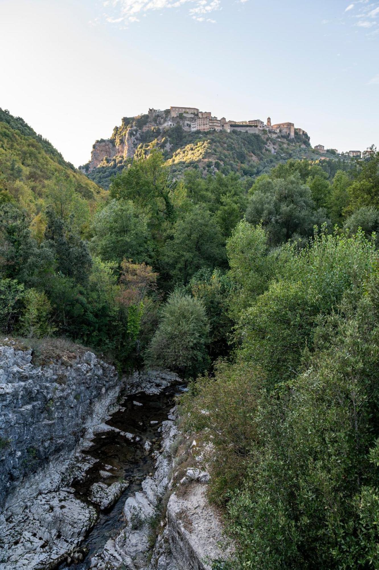 Piazza Laurino Apartments Basic Excursions Alto Cilento Pellegrinaggio Giubilare Exterior photo