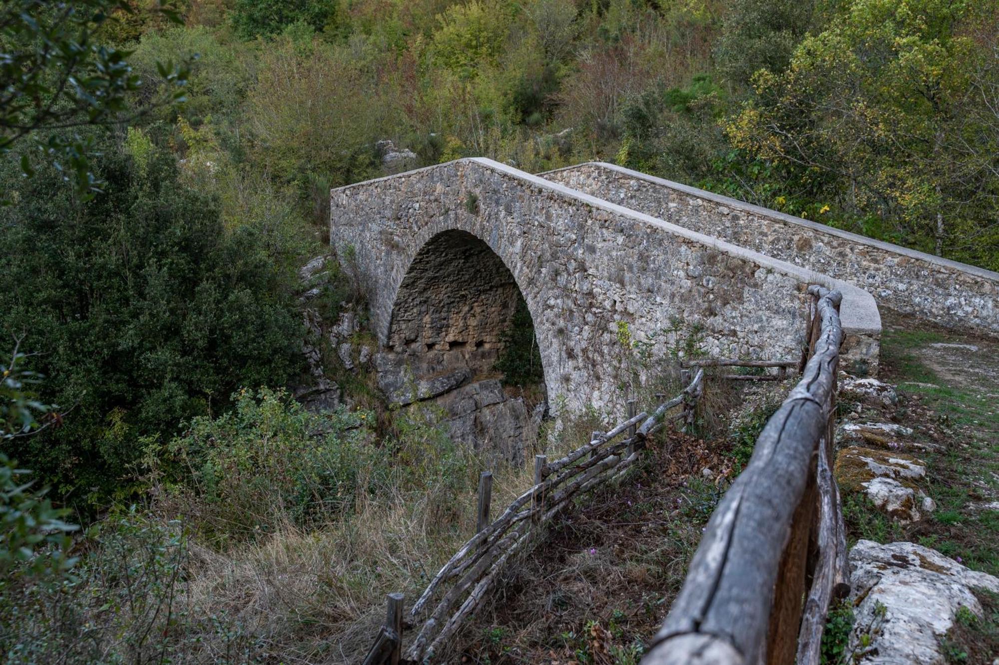 Piazza Laurino Apartments Basic Excursions Alto Cilento Pellegrinaggio Giubilare Exterior photo